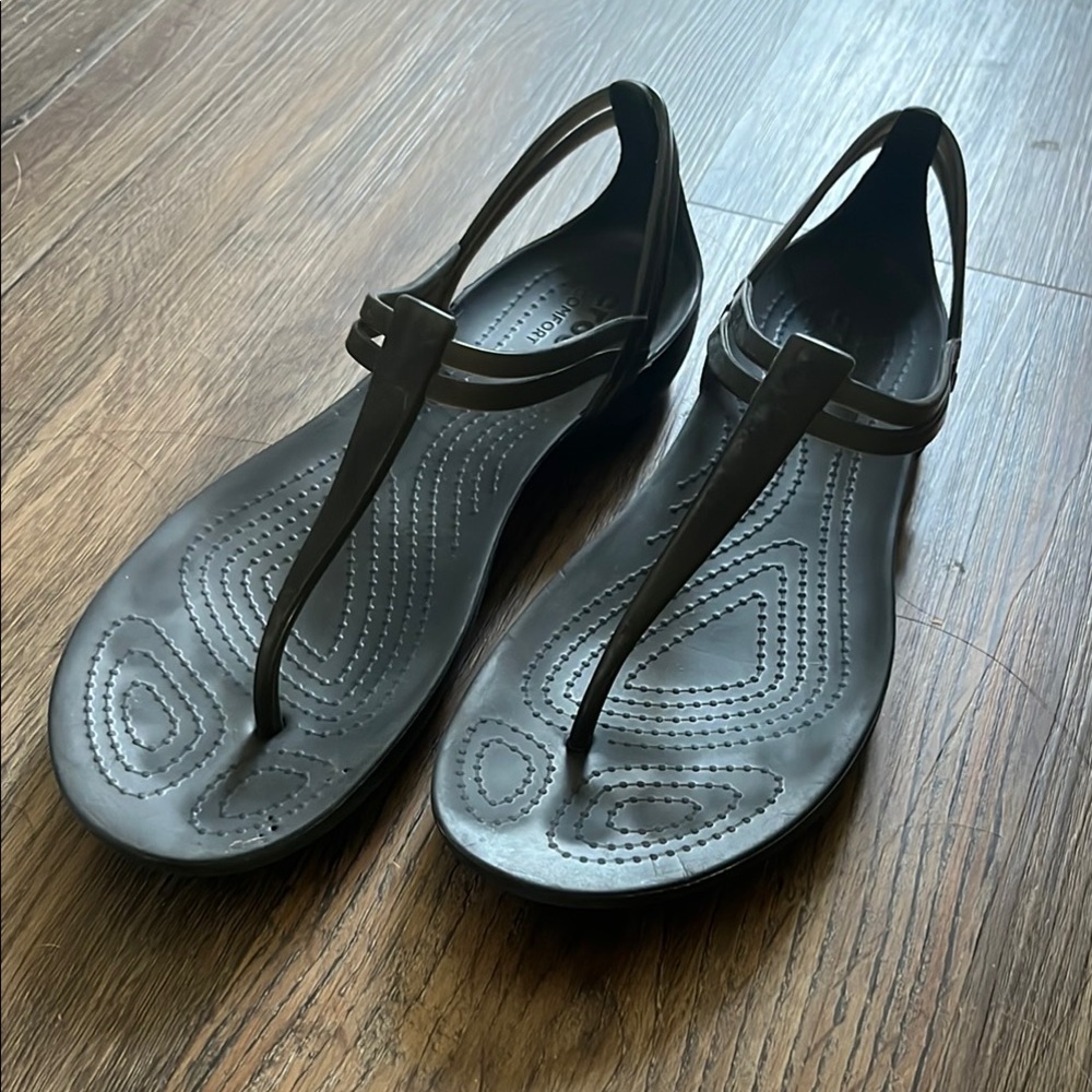 CROCS Isabella ankle strap cushioned waterproof sandals